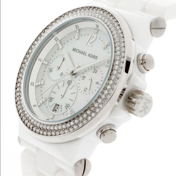 ساعت مچی آنالوگ زنانه مایکل کورس