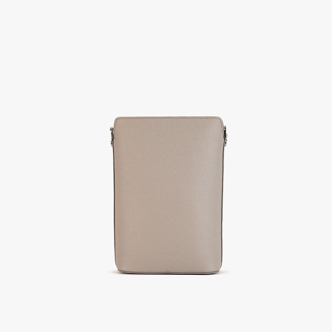 کیف پاسپورتی زنانه برتونیکس