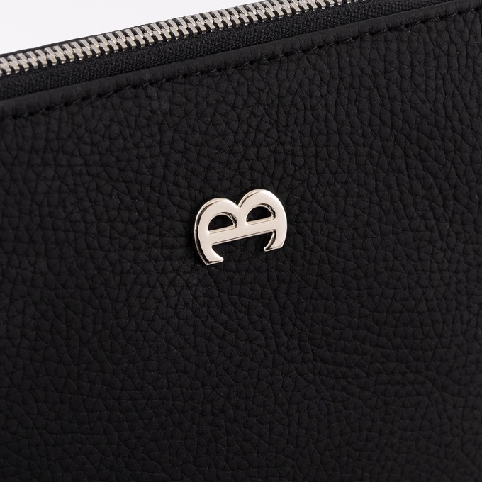 کیف لوازم آرایش زنانه منط