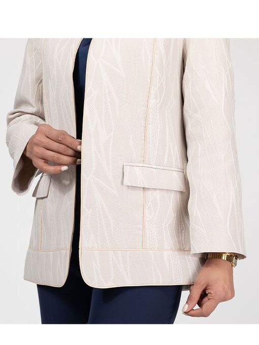 کت زنانه بُـرنُس