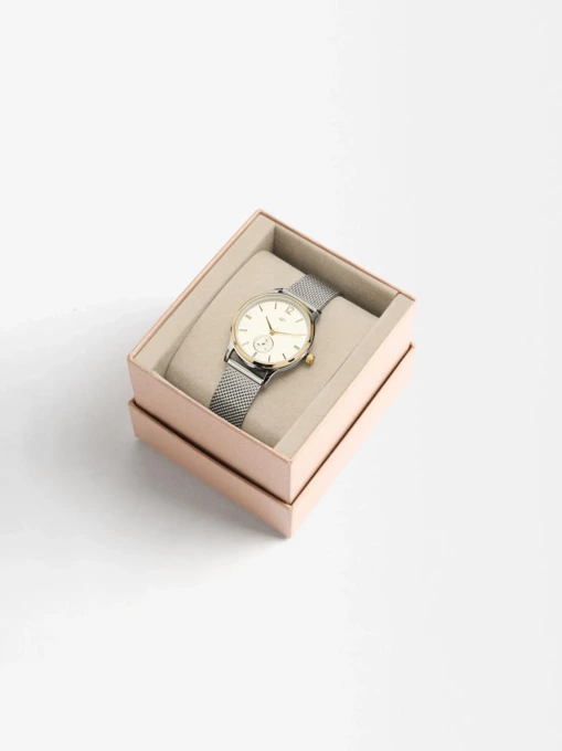 ساعت مچی عقربه ای زنانه پارفوآ