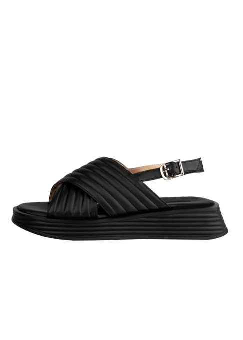 صندل و دمپایی زنانه کروکو