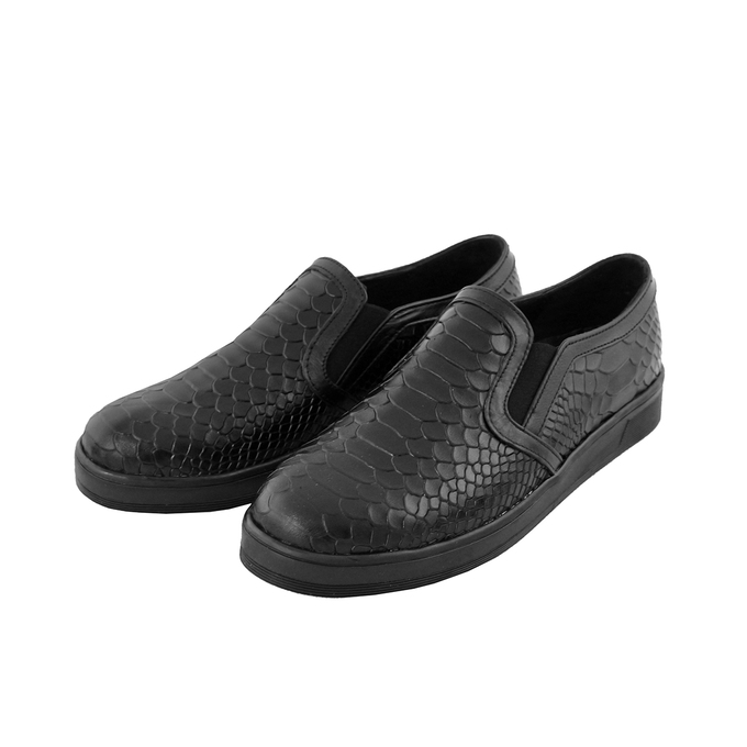 کفش راحتی زنانه منط