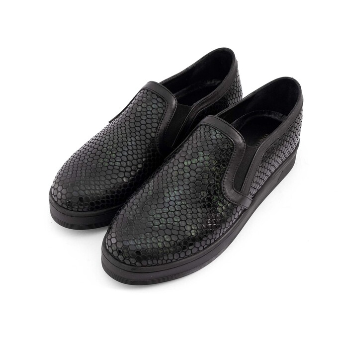 کفش راحتی زنانه منط