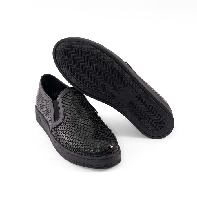 کفش راحتی زنانه منط