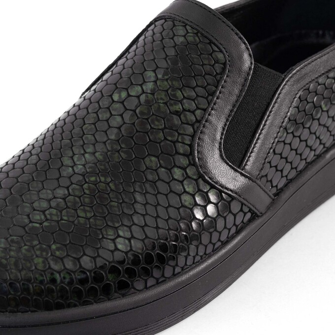 کفش راحتی زنانه منط