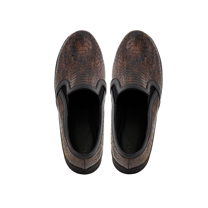 کفش راحتی زنانه منط