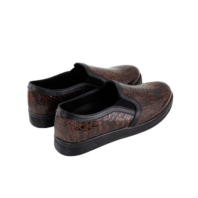 کفش راحتی زنانه منط