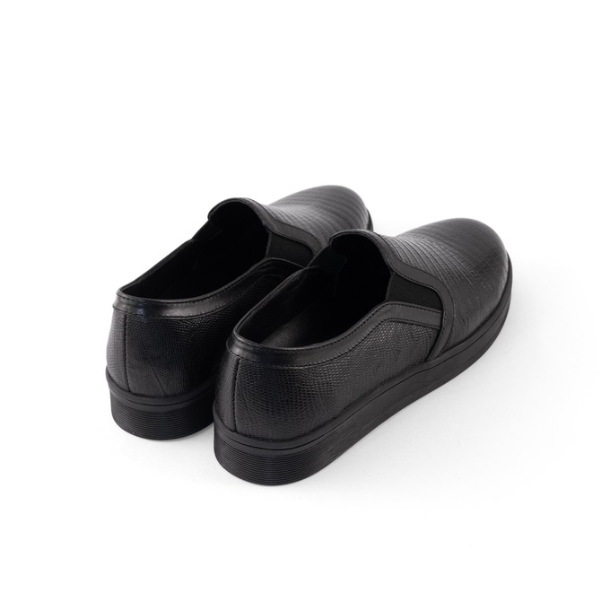 کفش راحتی زنانه منط