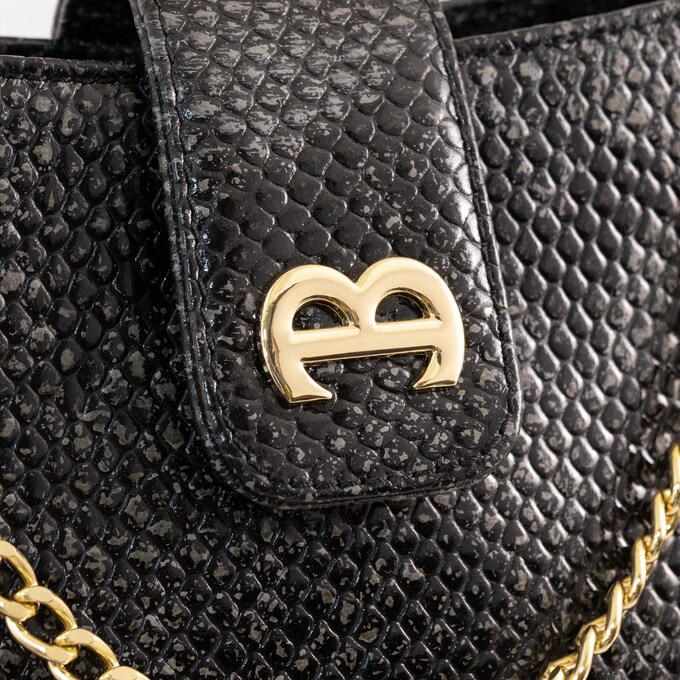 کیف رودوشی زنانه منط