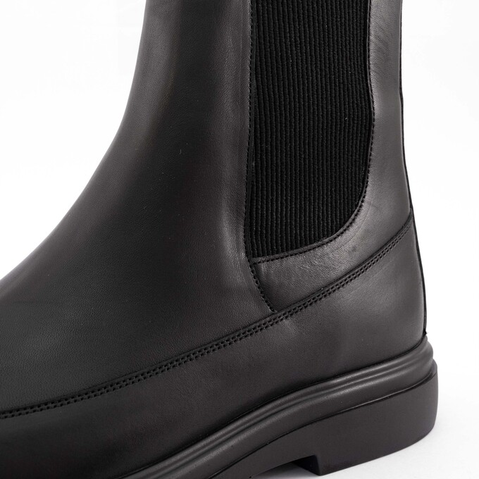 بوت مردانه منط