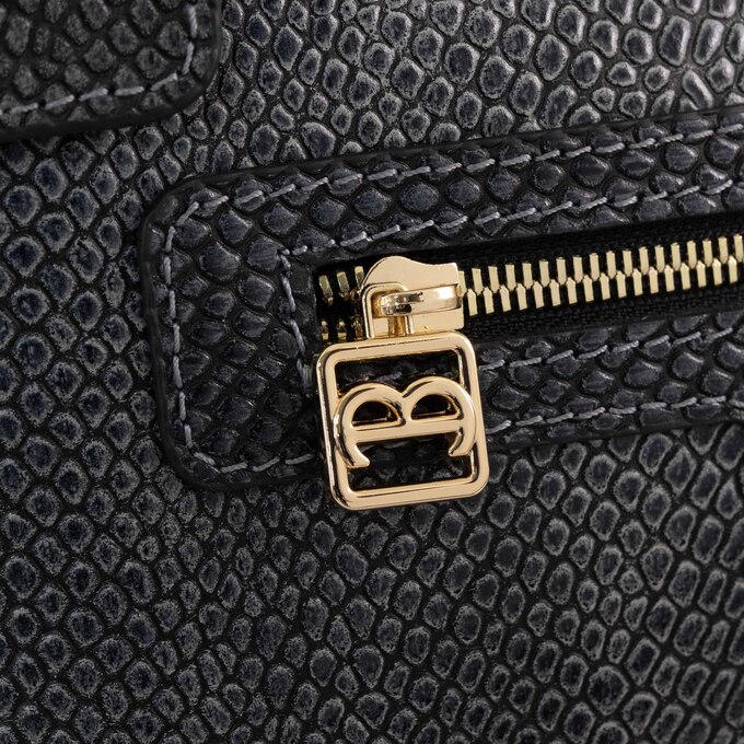 کیف دستی رسمی زنانه منط