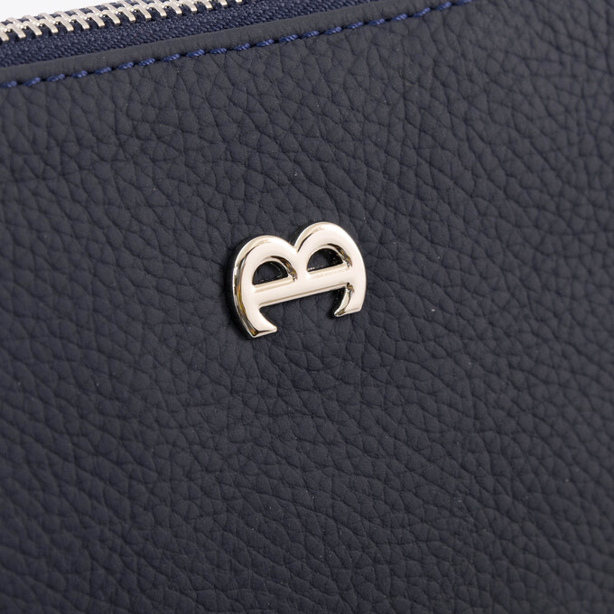 کیف لوازم آرایش زنانه منط