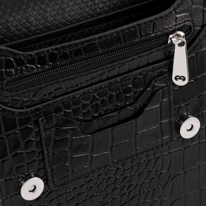 کراس بادی زنانه منط