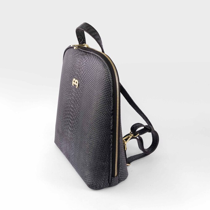 کوله پشتی زنانه منط