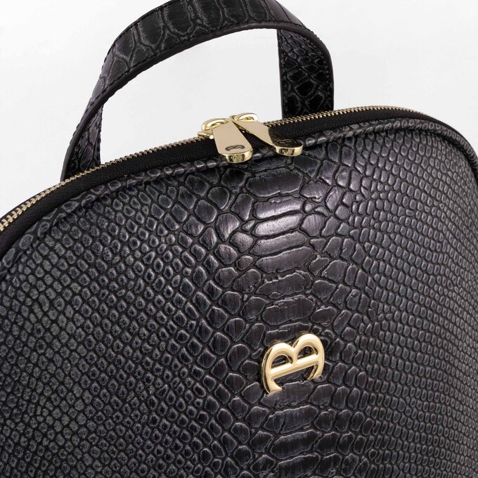 کوله پشتی زنانه منط