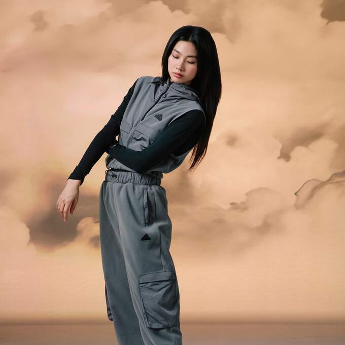 شلوار پیاده روی زنانه ادیداس