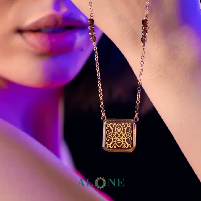 گردنبند زنانه الون