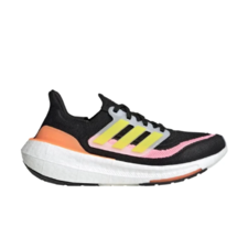 کفش دویدن و پیاده‌روی زنانه ادیداس