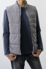 جلیقه مردانه آر اِن اِس